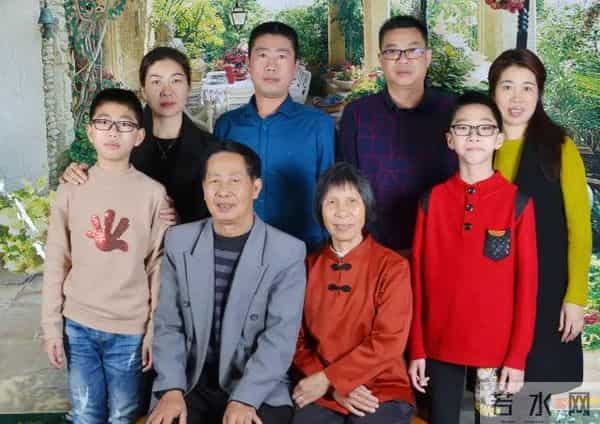 民众镇评出“十大最美家庭” 快来看是否有你认识的邻居