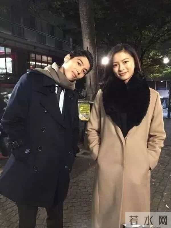 荣仓奈奈和贺来贤人宣布结婚;《大唐荣耀》剧组拍摄时引起大火;李洪基疲劳累积,7日前往医院...