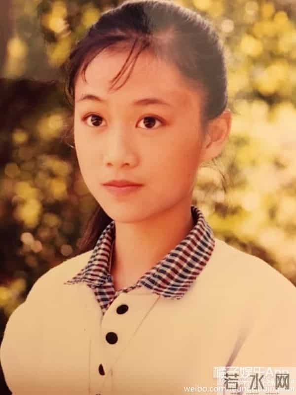 还记得陈小春版《鹿鼎记》的阿珂吗？她51岁长这样