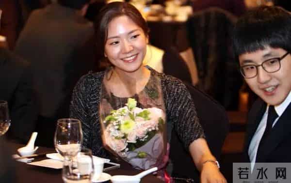 棋手的婚礼:除了围棋,我还有你。