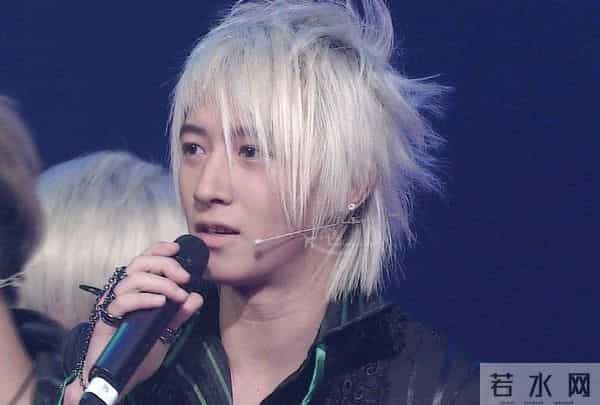 艺人“下头”行为大比拼:低级玩笑、霸凌偷窃,一个比一个离谱