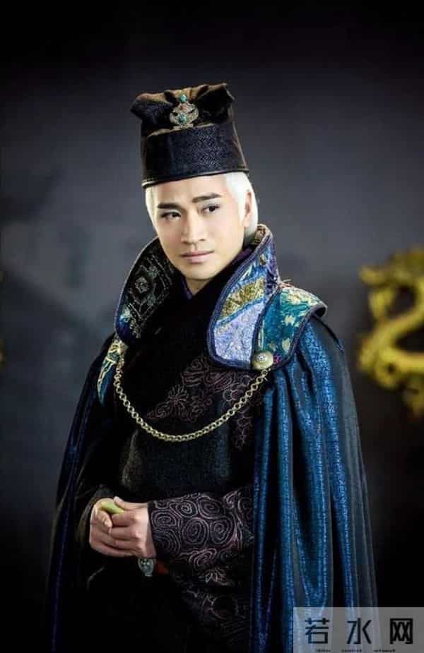 何晟铭的奇葩情史，被亿万富婆疯狂追求，被于正捧红后找回了自我