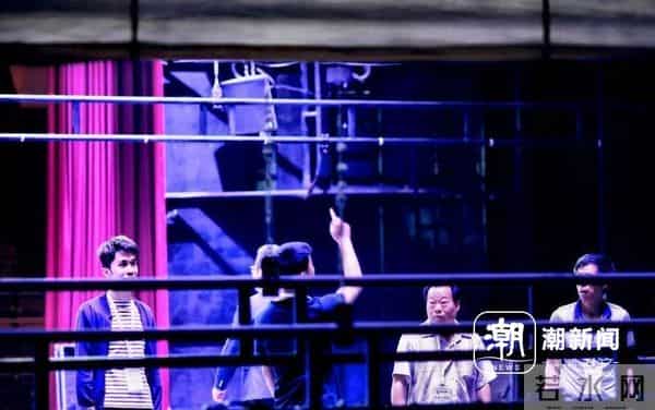 舞美师吴放:如何以当代审美表达古典戏曲内核