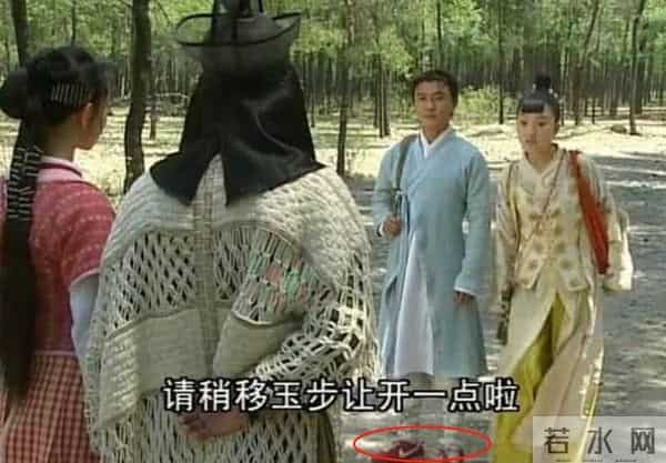 观众:我们连敷衍都不配吗?影视剧离谱穿帮镜头,看笑我也