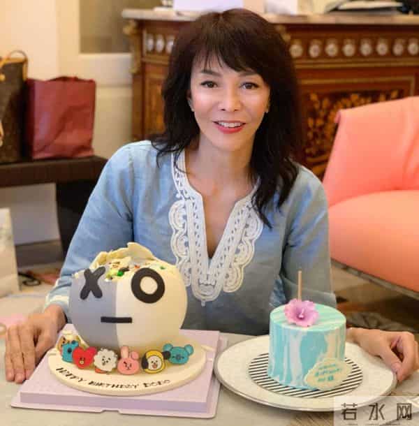 至今未嫁人的8位大龄女港星，最小42岁，个个情路坎坷，让人心疼