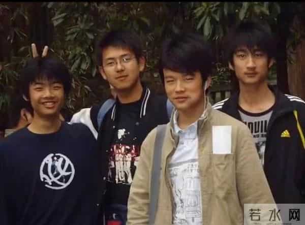 李现高考采访视频曝光 李现高考考了多少分?李现高中旧照爆出