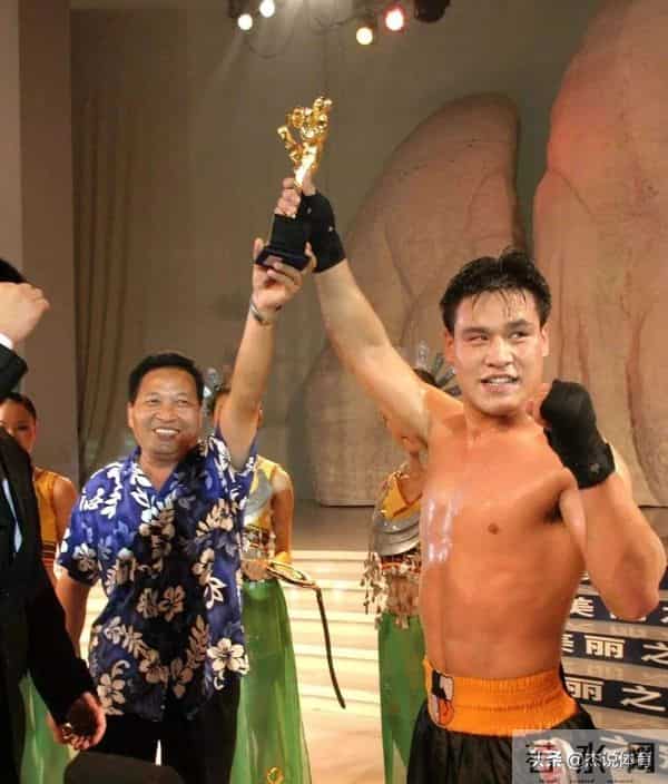 散打王柳海龙实战能力如何?刘烨:一天内5个武行“干废”4个