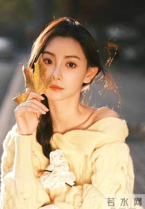 中国传媒大学美女 金佳悦 甜而不腻 艳而不俗 越看越心动