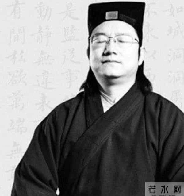 “水下闭气”2小时的李一道长,被拆穿后去美国,混不下去又回国