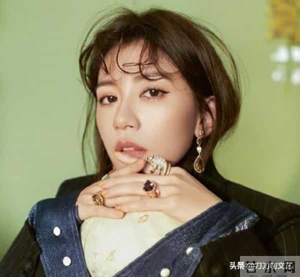 金钟视后贾静雯！从谷底爬起洗去泥泞，她勇敢活成了最佳女主角