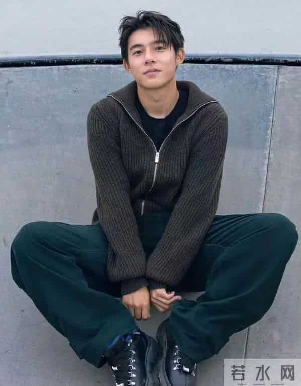 中国十大帅炸天运动员！刘翔颜值不及成就，宁泽涛退役仍圈粉