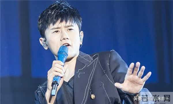 张杰跟林俊杰相比，差在哪里？粉丝都不了解的详情