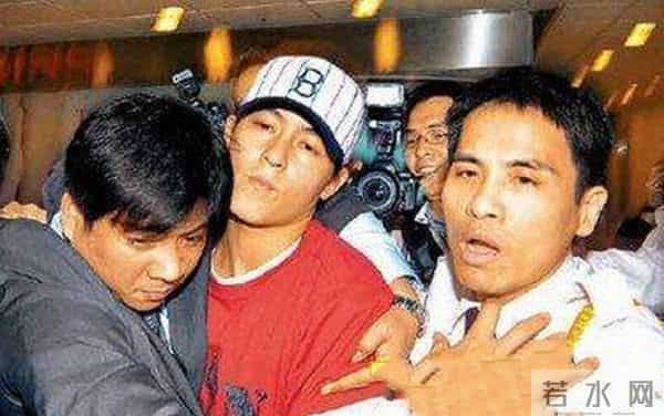 出道20年6段感情,阿娇的悲剧结局,早已在12年前写好