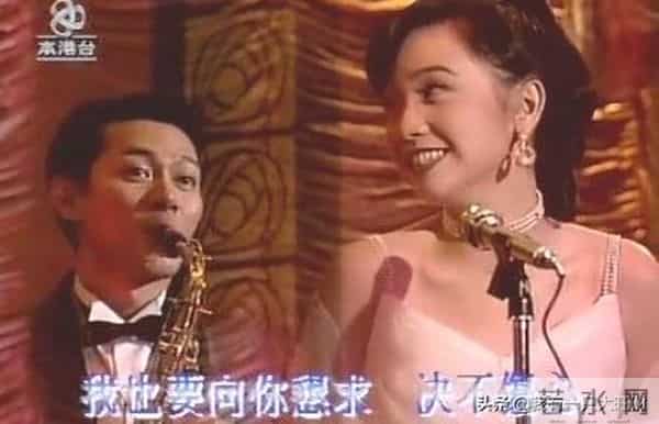 《我和春天有个约会》完美融合精明与单纯的金露露，因美好而幸福