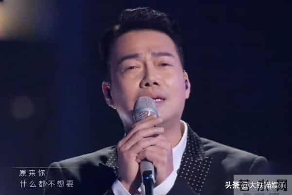 《披荆哥哥》首播，嫂子们组团秀恩爱，太太团12位成员颜值差异大