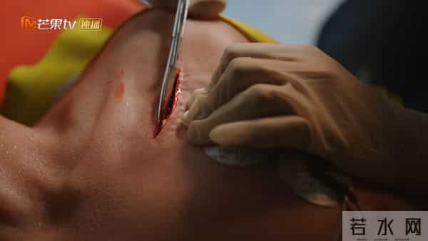 看完6集《白色城堡》，我连发感叹：终于有部像样的国产医疗剧了