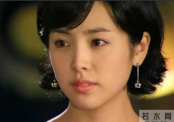 《屋塔房王世子》10年后，2人退圈，1人离婚，2女主年近40未婚