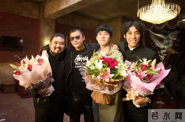 122亿导演陈思诚,又狠赚一笔