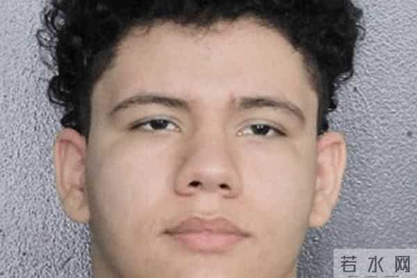 美国女政客陷入“艳照门”,不雅照被外人拿到,要求尊重自己隐私