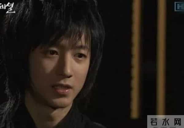 曾绯闻女友不断，被嘲配不上卢靖姗，韩庚的婚姻为何越来越好？