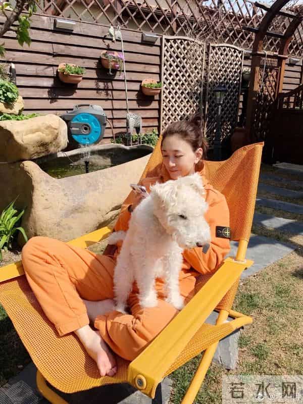 李小冉《庆余年》翻红：她的前半生与三个男人