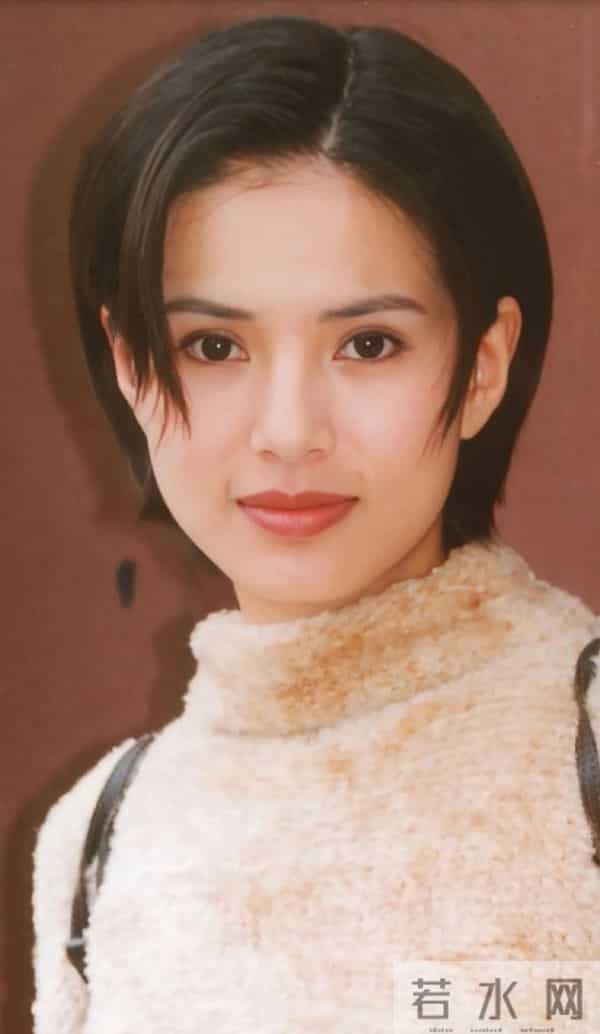 至今未嫁人的8位大龄女港星，最小42岁，个个情路坎坷，让人心疼