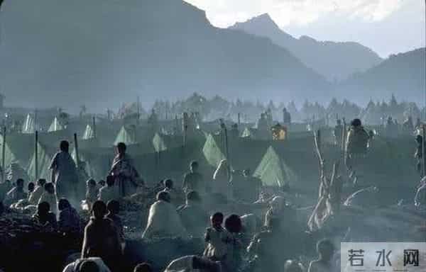 8个小时7亿善款，这是我们这个时代音乐人的大爱与力量