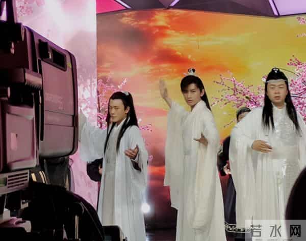 《快本》路透,成毅古装“吊打”林雨申?赵露思红衣不如白鹿惊艳