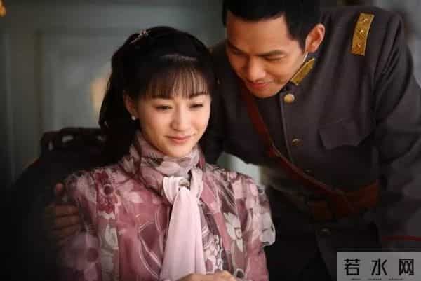 她是《庆余年》最美反派，43岁美如少女，活出极致人生---李小冉