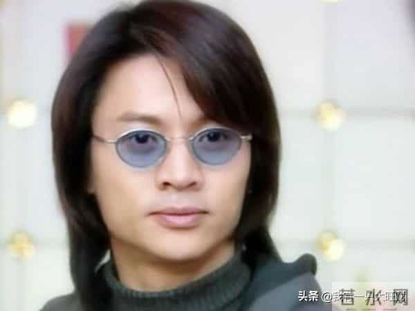 《我和春天有个约会》完美融合精明与单纯的金露露，因美好而幸福