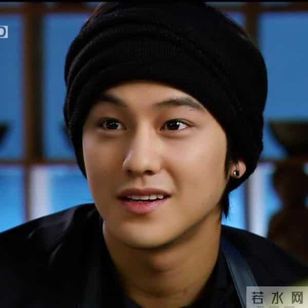 文根英为他公开恋爱，吴涟序与他苦恋1年分手，金范到底有多优秀