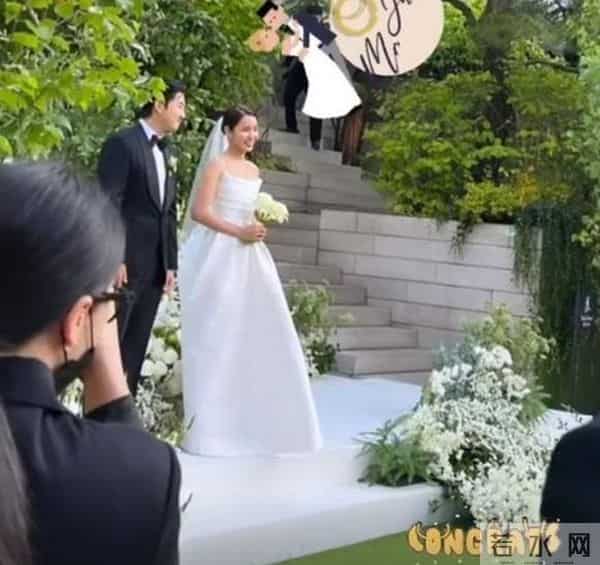 43岁尹启相迎娶白富美，Rain当司仪、郑裕美是伴娘，现场众星云集
