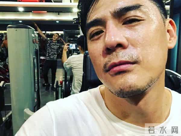 还记得《天外飞仙》里的上官浩琪吗？他现在长这样