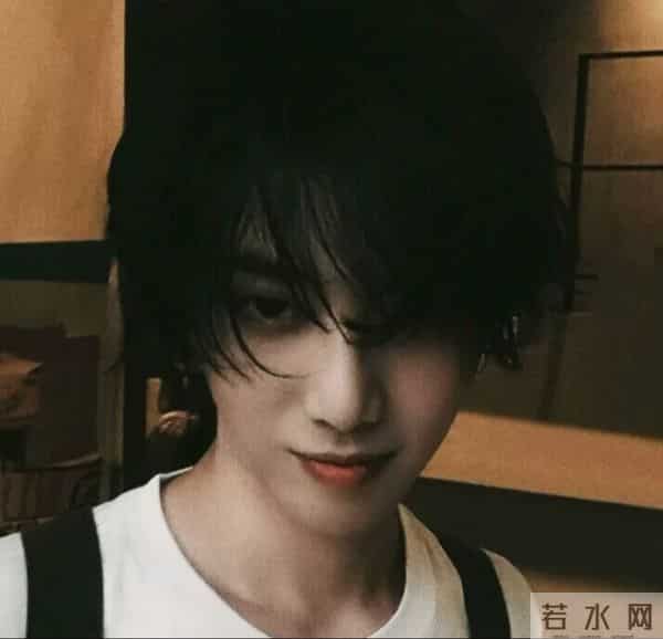 关于“华晨宇”——你了解多少？歌王果然名不虚传