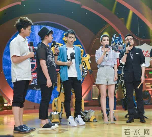 至上励合成团14年,张远翻红,小五直播卖货,马雪阳最憋屈