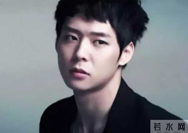 《屋塔房王世子》10年后，2人退圈，1人离婚，2女主年近40未婚