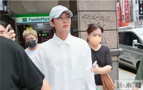 知名男星住宿被搜查！“确认涉偷拍”