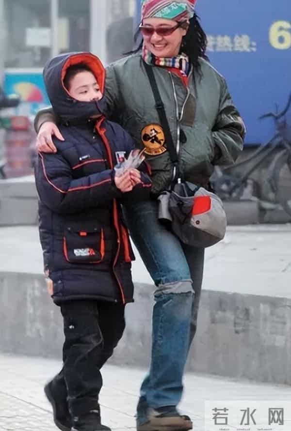 曾是伍宇娟的前夫，周迅的前男友，贾宏声为何跳楼身亡？