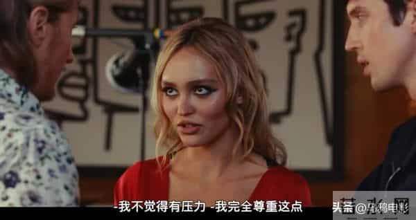 4.1分疯狂擦边!顶级女爱豆拍“小黄片”,被骂上天了!