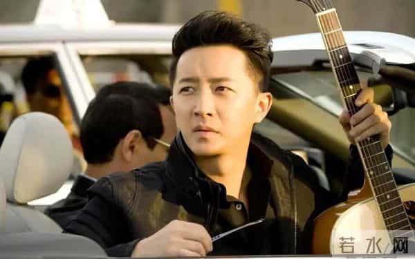 第一代偶像“人气王”,拒绝翻红,身家过亿