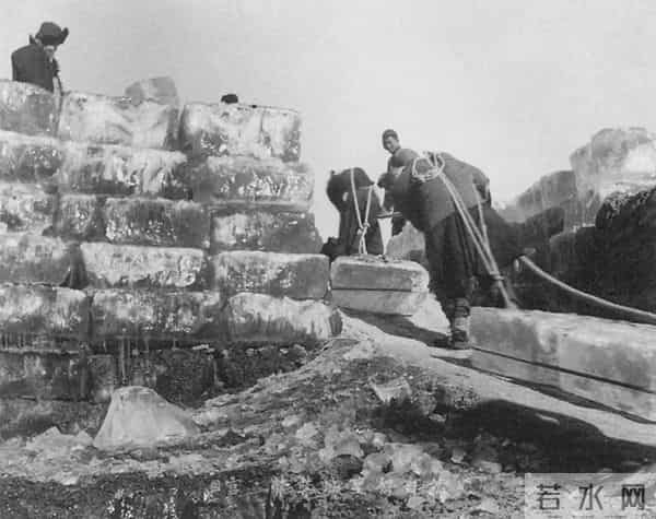 韩国版的《飘》，没有荡气回肠的爱情，却有《十一罗汉》的恶搞