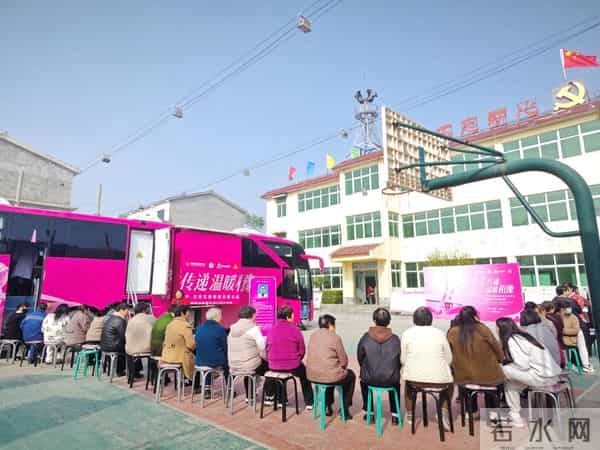 深入“最后一公里”,一份围绕女性健康延续十五年的承诺