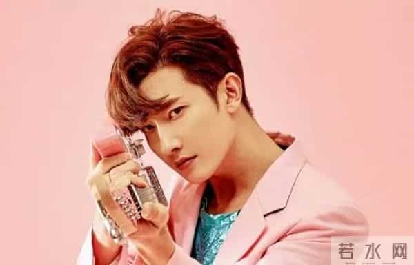 「欢星」边拍专辑边拍戏 人生得意尽周觅