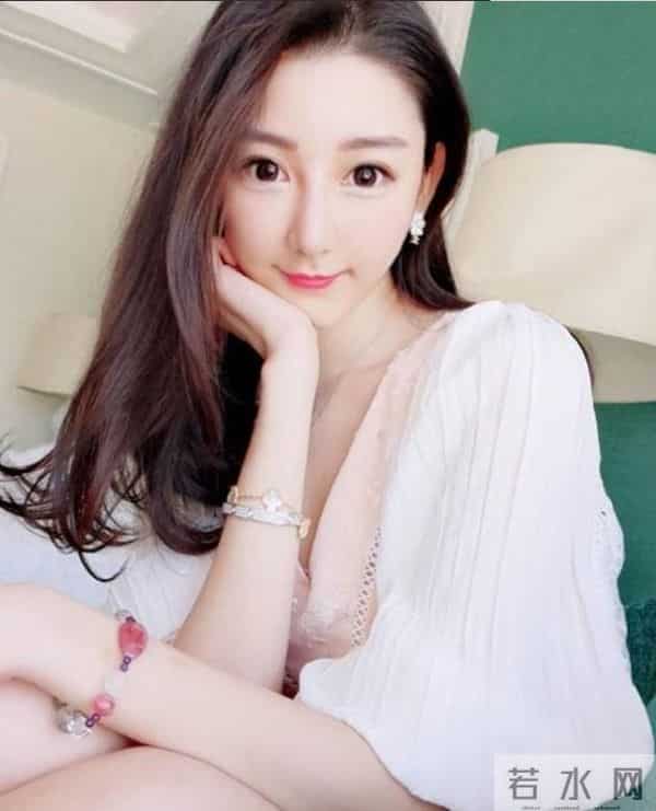 又搭多金男!谢芷蕙称9年换4男友,曾在16岁和陈冠希一吻爆红