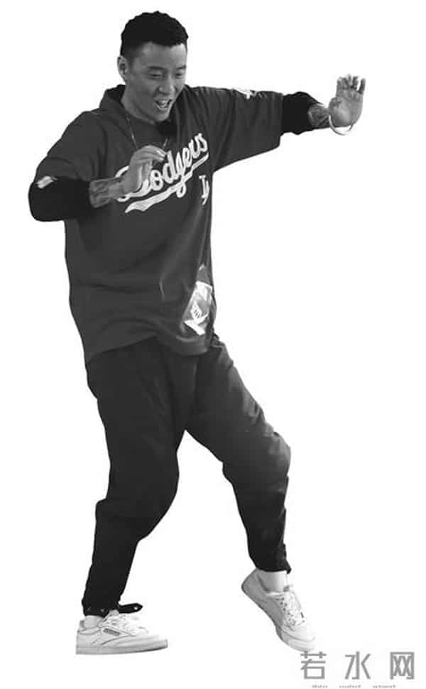 街舞不能拆得横平竖直，否则不是那个东西