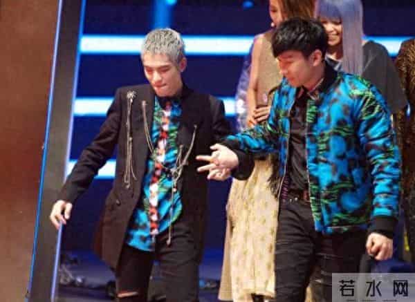 《歌手》帮唱历年最豪华，请了7年她终于来了，歌王已无悬念