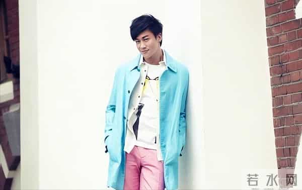 何润东：三次表白孙俪被拒，41岁娶柜姐为妻，恩爱多年无子也幸福