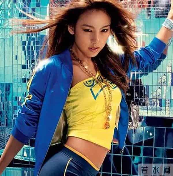 还记得性感女神李孝利吗?这才是20年来真正的“大女主”人设