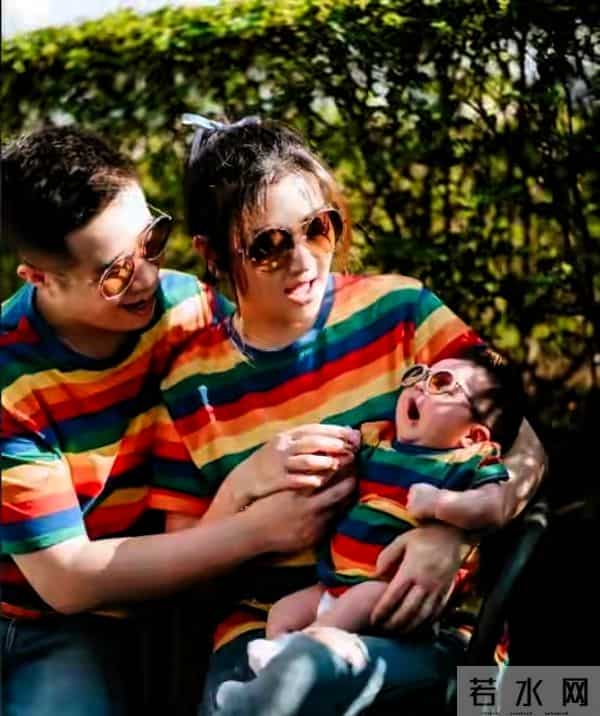 Selina任家萱,携2岁儿子为妹庆生!老公从不参加家庭聚会