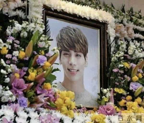 韩国最大娱乐公司两位艺人因抑郁自杀，雪莉之死是谁的错？